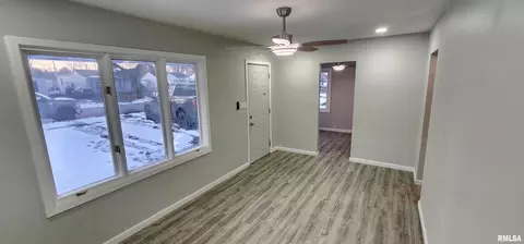 1820 N 20th St, Springfield, IL 62702 photo 5