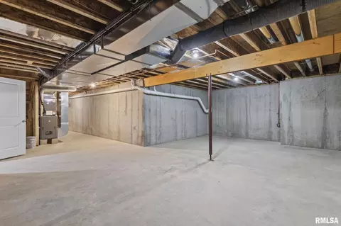 Other - 6200 Wind Tree Rd, Springfield, IL 62712 photo 9 of 9