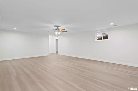 Other - 6200 Wind Tree Rd, Springfield, IL 62712 photo 6 of 9