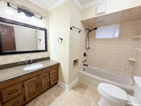 3301 Stanton St, Springfield, IL 62703 photo 17