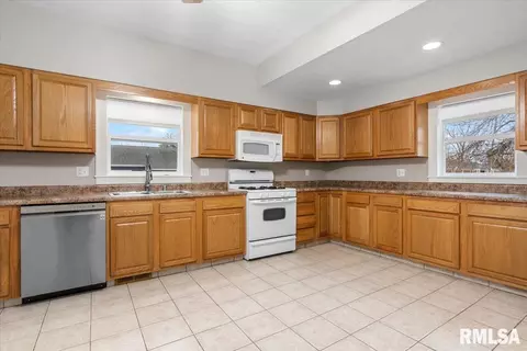 2905 Park Ave, Springfield, IL 62704 photo 17