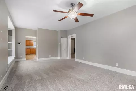 2905 Park Ave, Springfield, IL 62704 photo 4