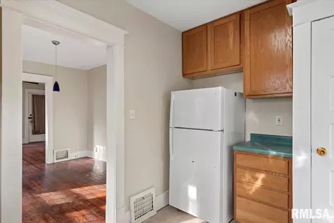 Other - 2036 S 4th St, Springfield, IL 62703 photo 4 of 4