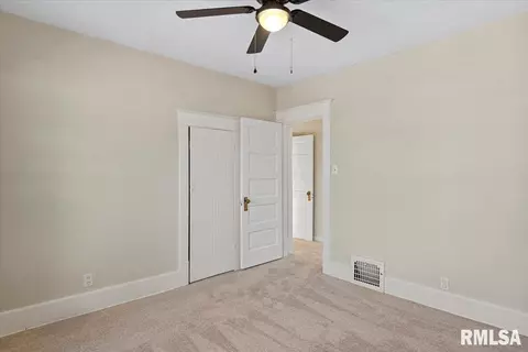 Bedroom - 2036 S 4th St, Springfield, IL 62703 photo 4 of 4