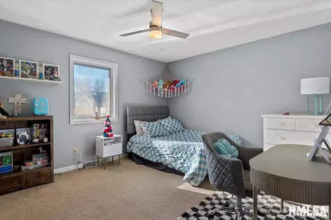 Bedroom - 2520 Argonne Ave, Springfield, IL 62704 photo 5 of 8