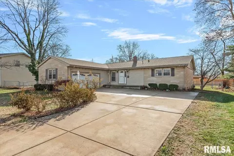 2308 Westview Dr, Springfield, IL 62704