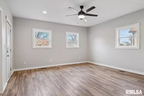 Other - 1022 N Walnut St, Springfield, IL 62702 photo 3 of 8