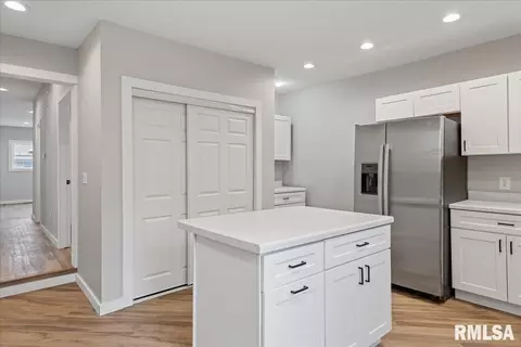 Entry Way - 1022 N Walnut St, Springfield, IL 62702 photo 5 of 5
