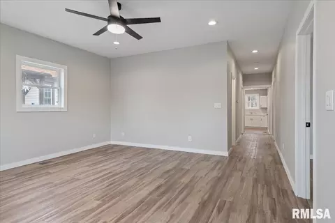 Entry Way - 1022 N Walnut St, Springfield, IL 62702 photo 1 of 5