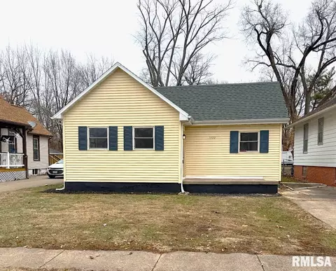 1022 N Walnut St, Springfield, IL 62702