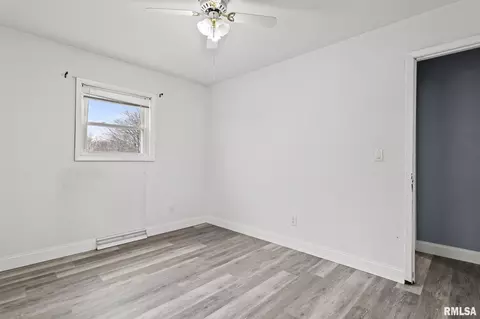 Bedroom - 441 Armor Rd, Springfield, IL 62704 photo 6 of 9