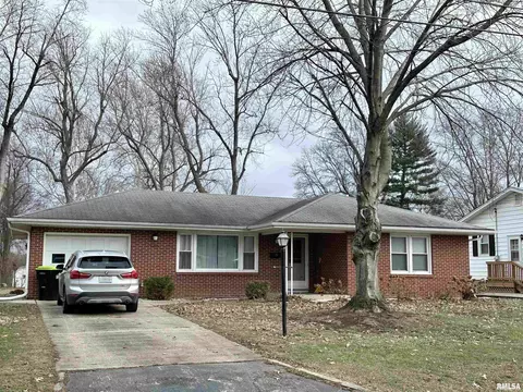 1314 Goltra Ave, Jacksonville, IL 62650