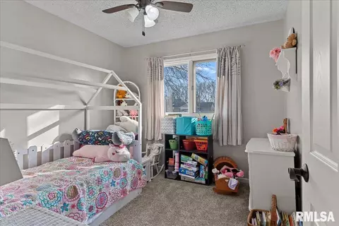 Bedroom - 641 Foxtail Ln, Springfield, IL 62707 photo 5 of 5
