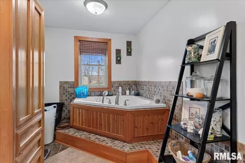 Other - 641 Foxtail Ln, Springfield, IL 62707 photo 14 of 16