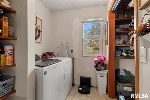 Other - 641 Foxtail Ln, Springfield, IL 62707 photo 11 of 16