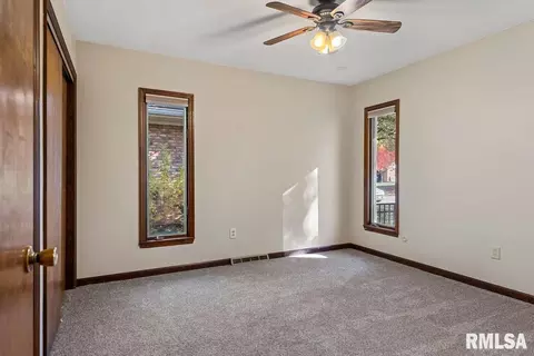 161 Cypress Point Dr, Springfield, IL 62704 photo 27
