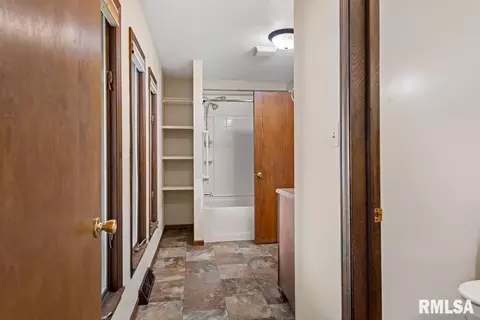 161 Cypress Point Dr, Springfield, IL 62704 photo 35