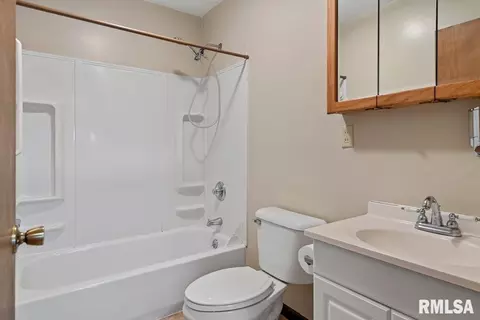 161 Cypress Point Dr, Springfield, IL 62704 photo 25