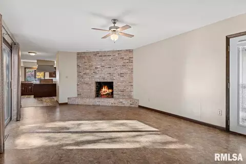 161 Cypress Point Dr, Springfield, IL 62704 photo 18