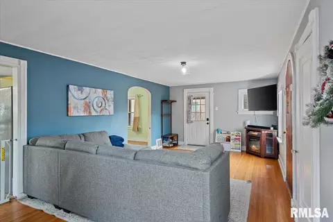 Other - 2021 Cardinal Dr, Springfield, IL 62704 photo 3 of 8