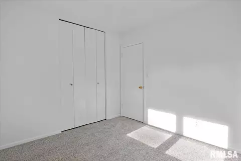 Bedroom - 1820 Fairmont Dr, Springfield, IL 62702 photo 7 of 7