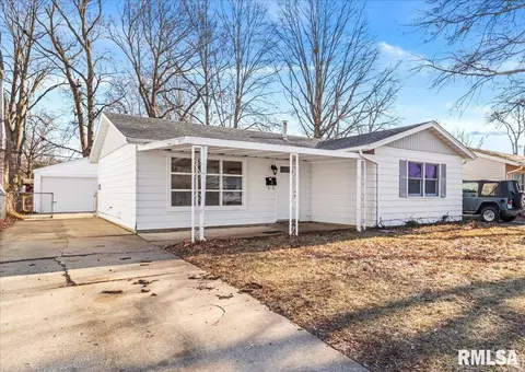 Other - 1820 Fairmont Dr, Springfield, IL 62702 photo 2 of 5