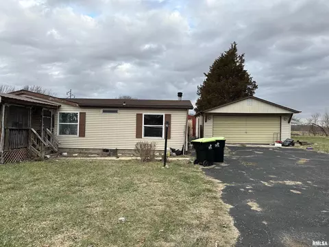 802 Spates St, Jacksonville, IL 62650