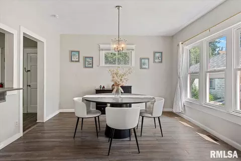 Dining - 112 N Macarthur Blvd, Springfield, IL 62702 photo 1 of 3