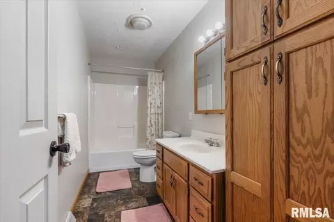 3053 Twin Lakes Dr, Springfield, IL 62707 photo 21