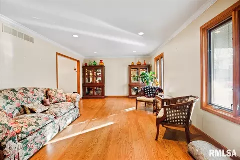 3709 W Bluffs Rd, Springfield, IL 62711 photo 13