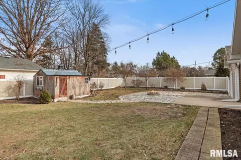 401 E Progress St, Ashland, IL 62612 photo 42