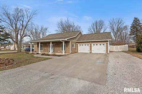 401 E Progress St, Ashland, IL 62612 photo 2