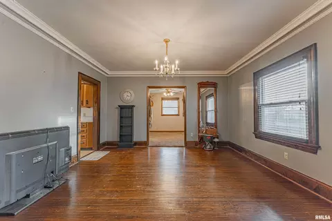 214 N Maple Ave, Minier, IL 61759 photo 13