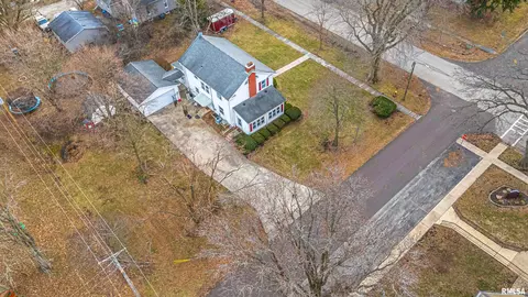 214 N Maple Ave, Minier, IL 61759 photo 38