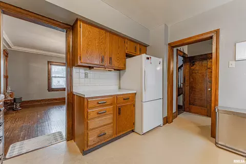 214 N Maple Ave, Minier, IL 61759 photo 22