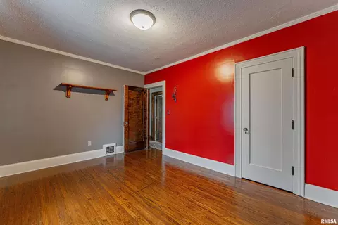 214 N Maple Ave, Minier, IL 61759 photo 30