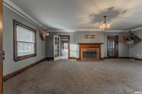214 N Maple Ave, Minier, IL 61759 photo 8