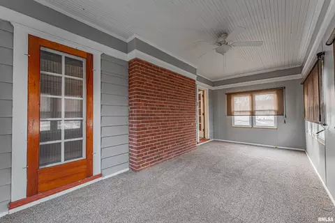 214 N Maple Ave, Minier, IL 61759 photo 12