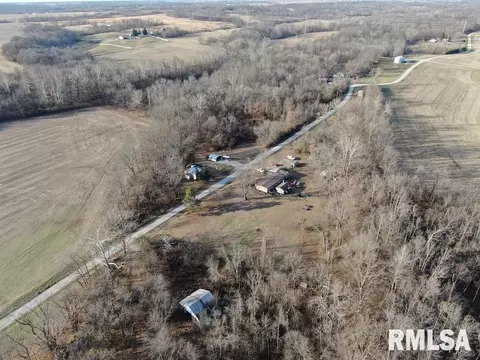 3720 N Preston St, Paris, IL 61944 photo 2