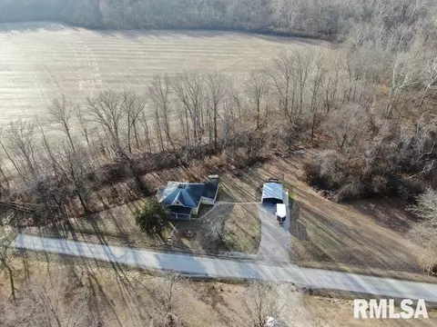 3720 N Preston St, Paris, IL 61944 photo 3