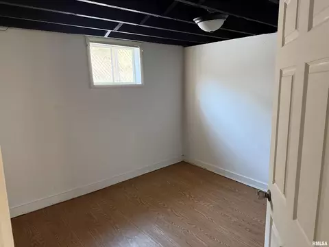 Bedroom - 1708 S Spring St, Springfield, IL 62704 photo 4 of 4