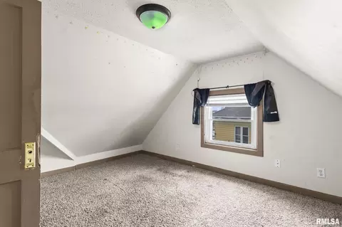 Bedroom - 1510 S 6th St, Springfield, IL 62703 photo 10 of 13