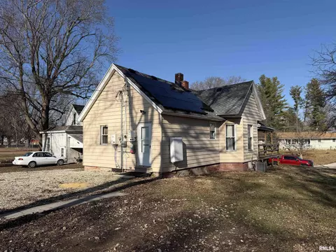 Other - 307 Clinton St, Avon, IL 61415 photo 2 of 7