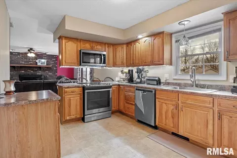 23171 Buelah Dr, Athens, IL 62613 photo 12