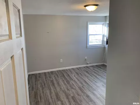 1109 SW 5th St, Aledo, IL 61231 photo 17
