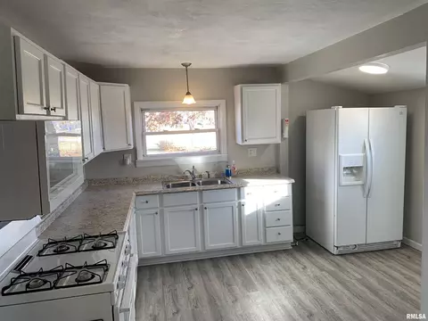 1109 SW 5th St, Aledo, IL 61231 photo 13