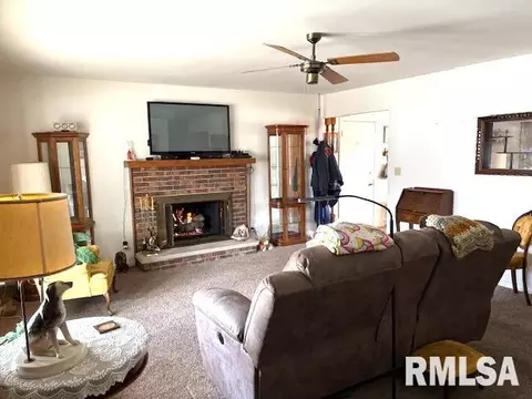 137 Dawn Dr, Springfield, IL 62702 photo 6