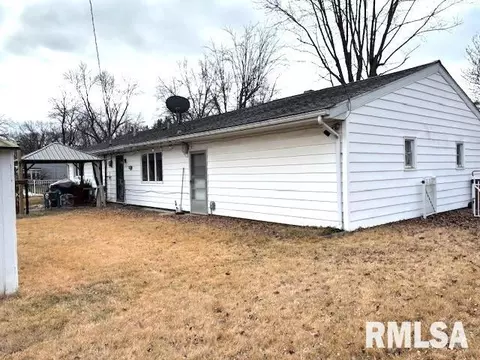 137 Dawn Dr, Springfield, IL 62702 photo 4