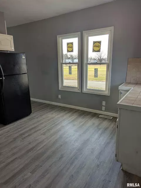 Other - 1301 E Morton Ave, Springfield, IL 62702 photo 5 of 16