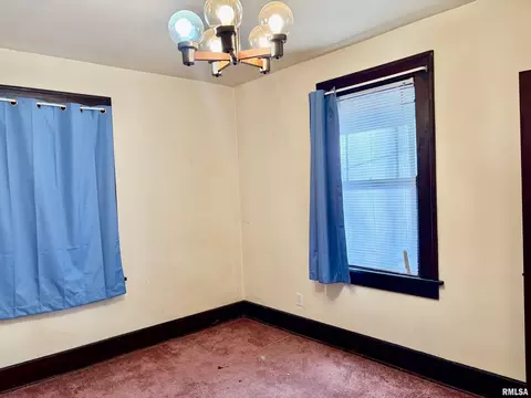 Bedroom - 1620 S 8th St, Springfield, IL 62703 photo 3 of 5
